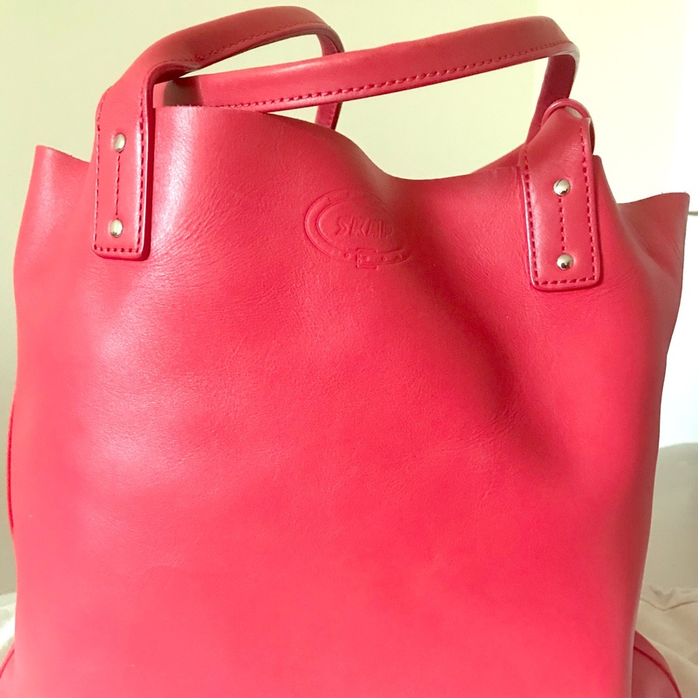 Natural leather, comfortable handbag